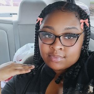 Meet your Posher, Sierra